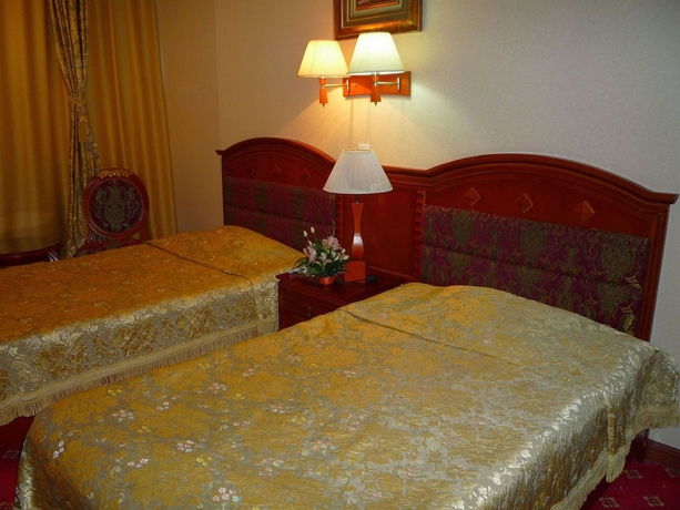 Imagen de la habitación del Hotel W Regal Boutiqueandspa. Foto 4