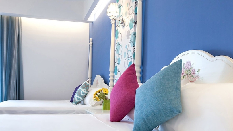 Imagen de la habitación del Hotel W Star. Foto 9