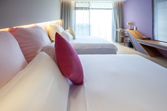 Imagen de la habitación del Hotel W Star. Foto 17