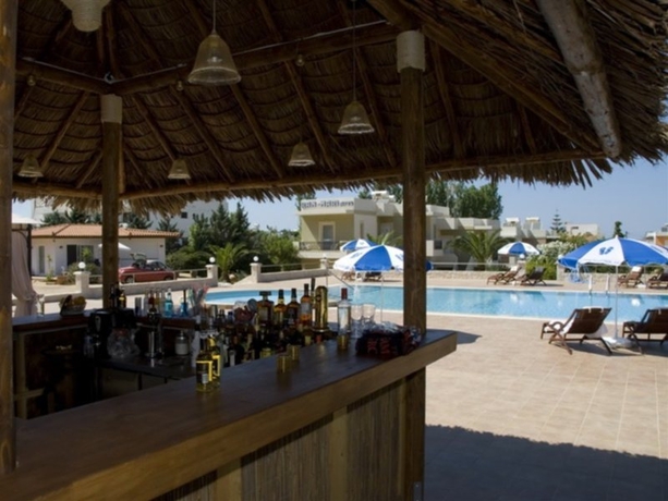 Imagen general del Hotel W Suites. Foto 3