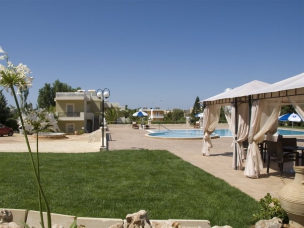 Imagen general del Hotel W Suites. Foto 6