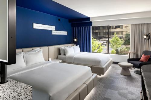 Imagen de la habitación del Hotel W Toronto. Foto 10