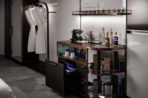 Imagen de la habitación del Hotel W Toronto. Foto 12