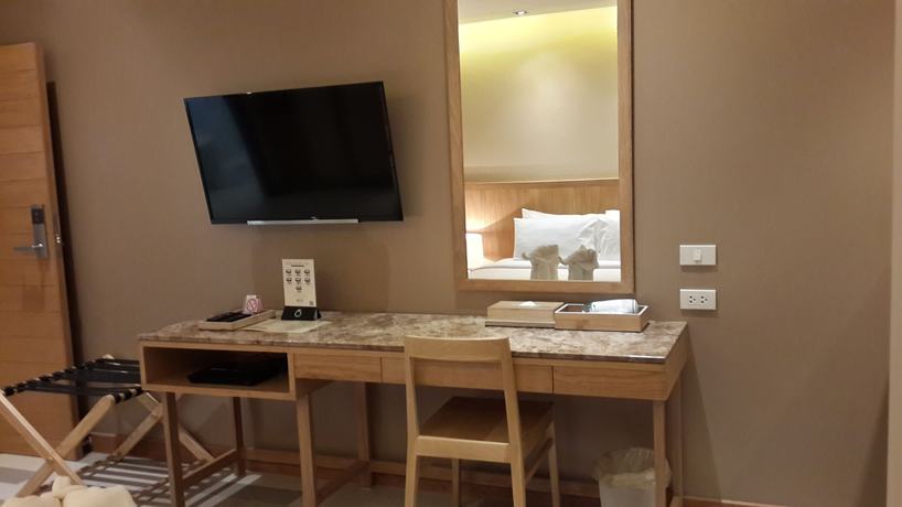 Imagen de la habitación del Hotel W14 Pattaya. Foto 8
