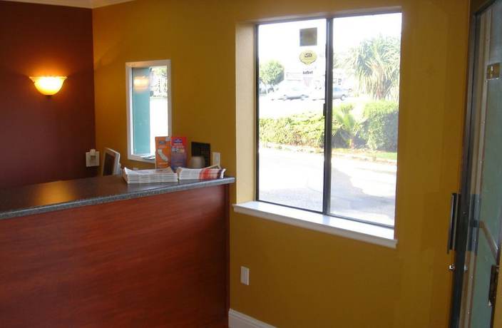 Imagen de los interiores del Hotel WAFER 450. Foto 18