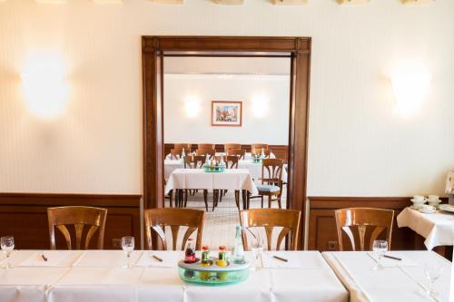Imagen del bar/restaurante del Hotel WAGNERS Hotel Greifen-Post. Foto 2