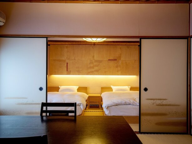 Imagen general del Hotel WAKAMATSU YUGAWARA HOT SPRING RESORT. Foto 9