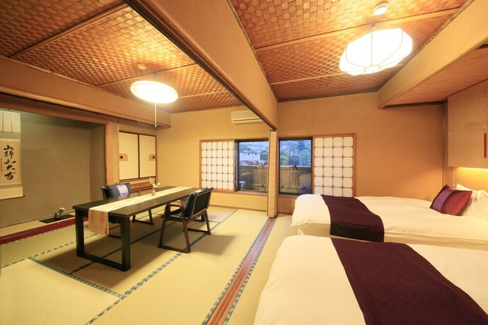 Imagen de la habitación del Hotel WAKAMATSU YUGAWARA HOT SPRING RESORT. Foto 18