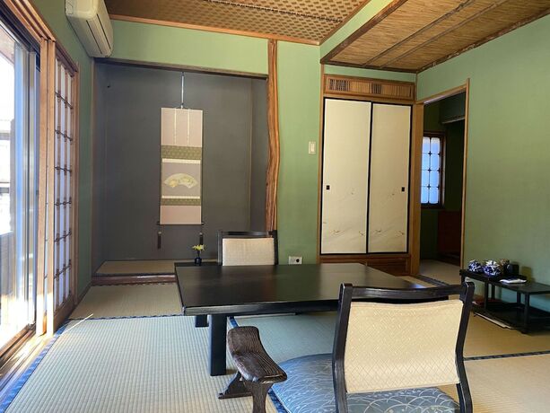 Imagen de la habitación del Hotel WAKAMATSU YUGAWARA HOT SPRING RESORT. Foto 20