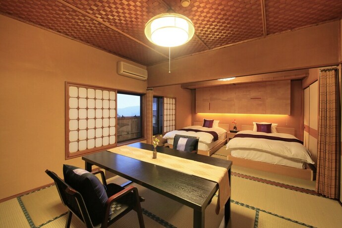 Imagen de la habitación del Hotel WAKAMATSU YUGAWARA HOT SPRING RESORT. Foto 26