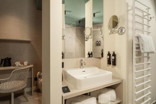 Imagen de la habitación del Hotel WANDERLUST HOTEL - Suite & Relax - Bardolino, Lago di Garda - Verona. Foto 20