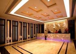 Imagen de los interiores del Hotel WARNER. Foto 5