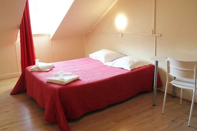 Imagen de la habitación del Hotel WEBER, Estrasburgo. Foto 9