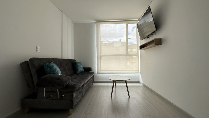 Imagen de la habitación del Hotel WEEKI. Foto 13
