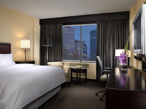 Imagen de la habitación del Hotel WESTIN EDMONTON. Foto 6