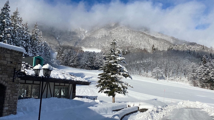 Imagen general del Hotel WHITE HOTEL GRAND HAKUBA. Foto 1