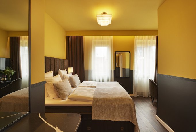 Imagen de la habitación del Hotel WIDE. Foto 12