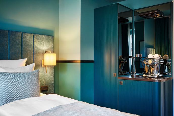 Imagen de la habitación del Hotel WIDE. Foto 20