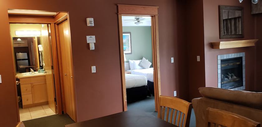 Imagen de la habitación del Hotel WINDTOWER LODGE & SUITES. Foto 7