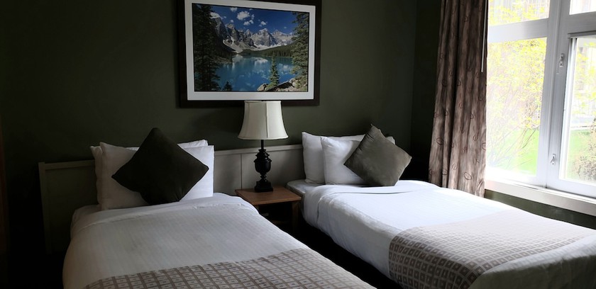 Imagen de la habitación del Hotel WINDTOWER LODGE & SUITES. Foto 13