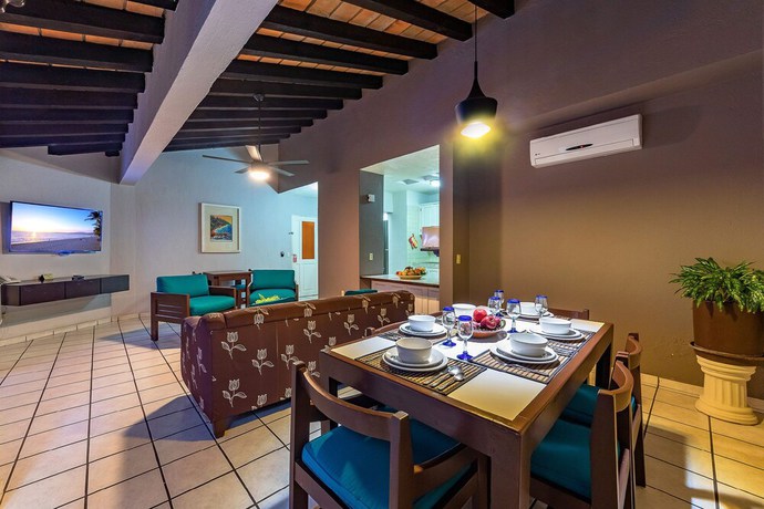Imagen de la habitación del Hotel WIVC Alta Vista Condo - Stunning Views, Close to the Beach and Romantic Zone. Foto 12