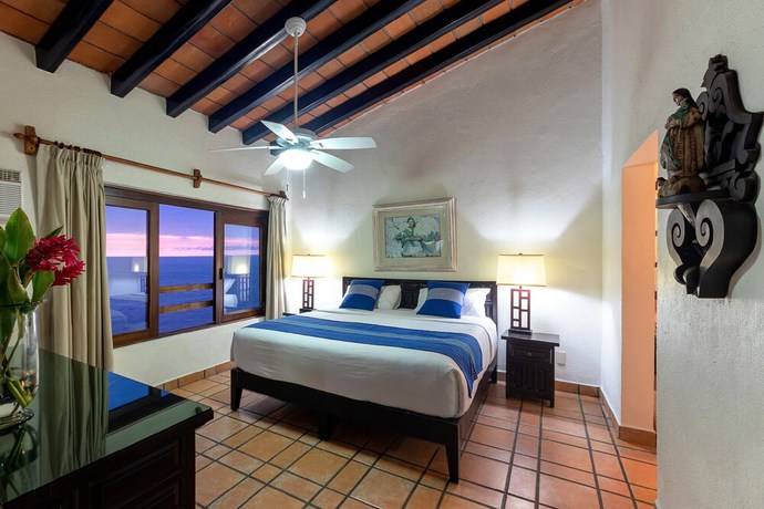 Imagen de la habitación del Hotel WIVC Conchas Chinas Condo - Stunning Ocean and Mountain Views, Close To The Beach and Romantic Zone. Foto 4