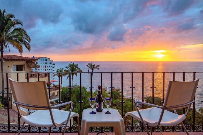 Imagen de la habitación del Hotel WIVC Conchas Chinas Condo - Stunning Ocean and Mountain Views, Close To The Beach and Romantic Zone. Foto 5