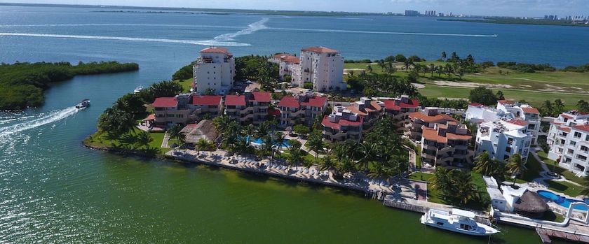 Imagen general del Hotel WIVC Coral Mar Resort- Amazing Zone and Lagoon Views, Enjoy the Tropical Breeze. Foto 2