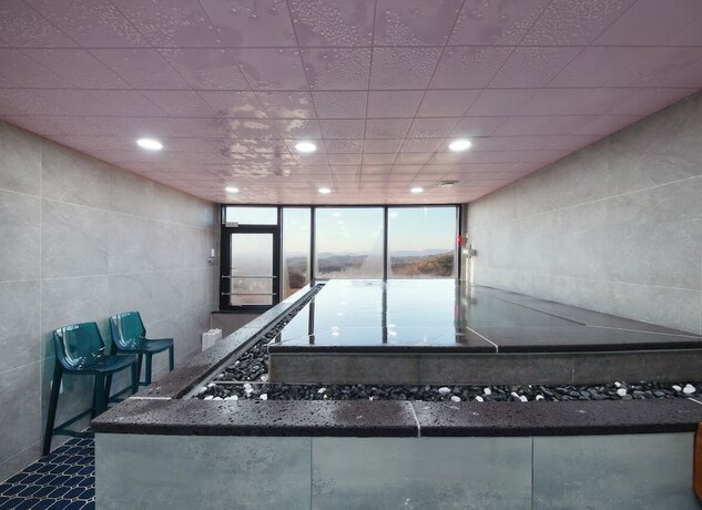 Imagen general del Hotel WJ HOTEL POOL HOUSE. Foto 6