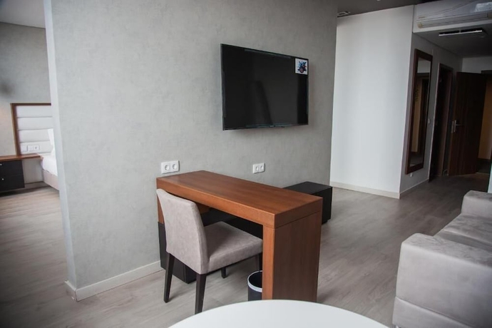 Imagen de la habitación del Hotel WL Maputo Executive. Foto 2