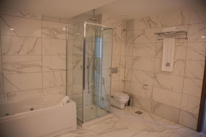 Imagen de la habitación del Hotel WL Maputo Executive. Foto 3