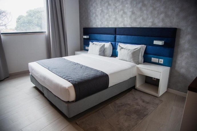 Imagen de la habitación del Hotel WL Maputo Executive. Foto 10
