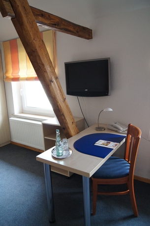 Imagen de la habitación del Hotel WOS. Foto 6