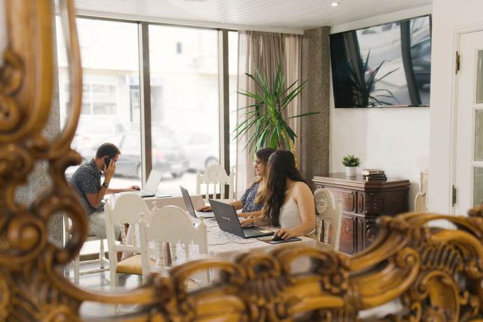 Imagen de los interiores del Hotel WOT Costa da Caparica Soul. Foto 11