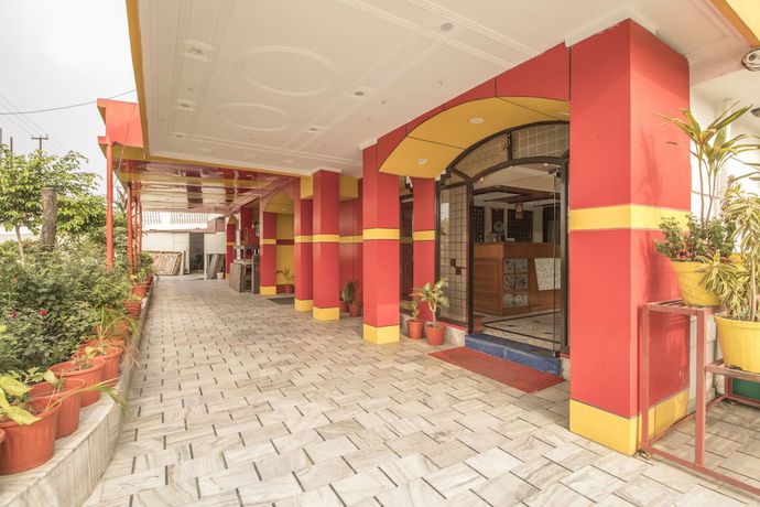 Imagen de los interiores del Hotel WOWSTAYZ Jahanvi Dale. Foto 19