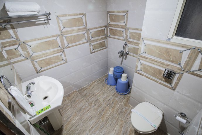 Imagen de la habitación del Hotel WOWSTAYZ Misty Meadows. Foto 5