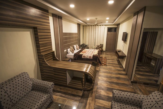 Imagen de la habitación del Hotel WOWSTAYZ Sapphire. Foto 12