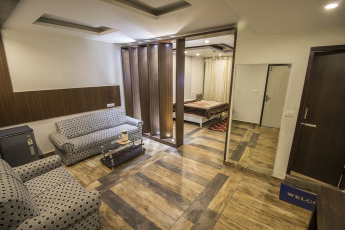 Imagen de la habitación del Hotel WOWSTAYZ Sapphire. Foto 13