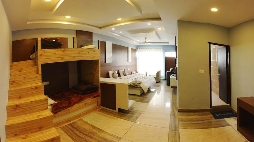 Imagen de la habitación del Hotel WOWSTAYZ Sapphire. Foto 15