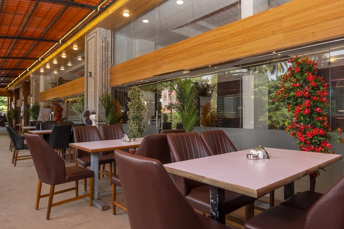 Imagen del bar/restaurante del Hotel W.S BEACH RESORT and SPA. Foto 4