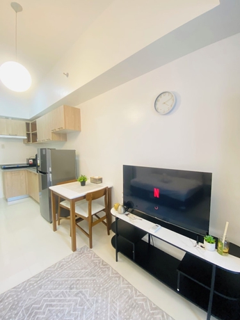 Imagen de la habitación del Hotel WV Towers. Foto 15