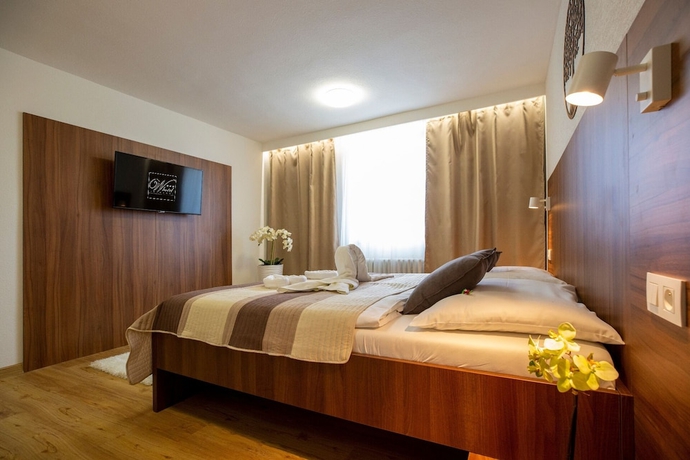 Imagen de la habitación del Hotel WX. Foto 7