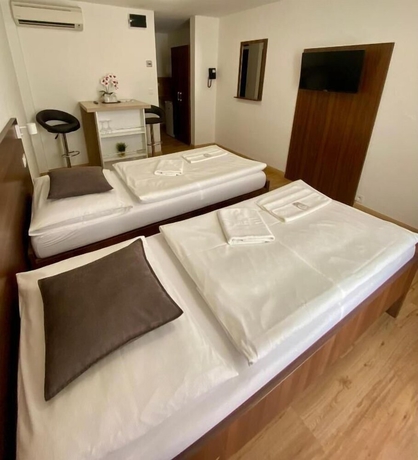 Imagen de la habitación del Hotel WX. Foto 8