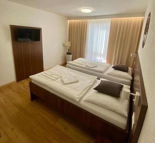 Imagen de la habitación del Hotel WX. Foto 9