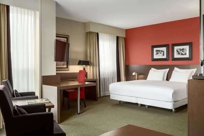 Imagen de la habitación del Hotel Waalwijk. Foto 8