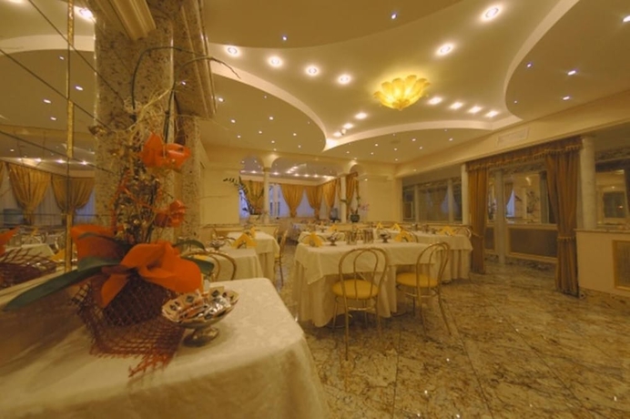 Imagen del bar/restaurante del Hotel Wagner. Foto 3