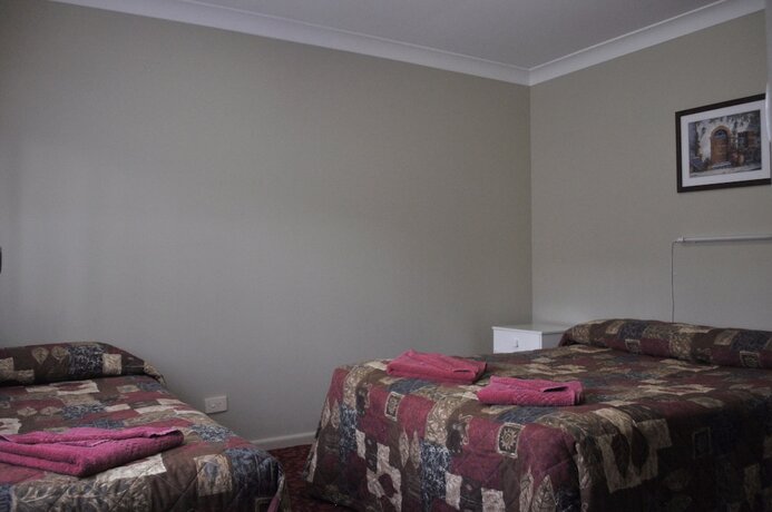 Imagen de la habitación del Hotel Wagon Wheel Motel. Foto 18