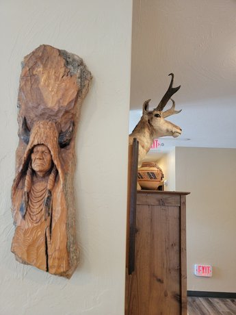 Imagen de los interiores del Hotel Wagon Wheel, West Yellowstone. Foto 16