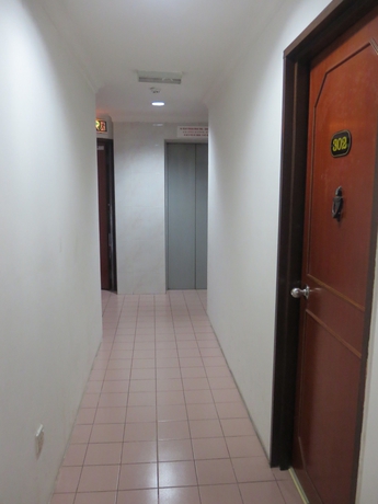 Imagen de los interiores del Hotel Wah May. Foto 16