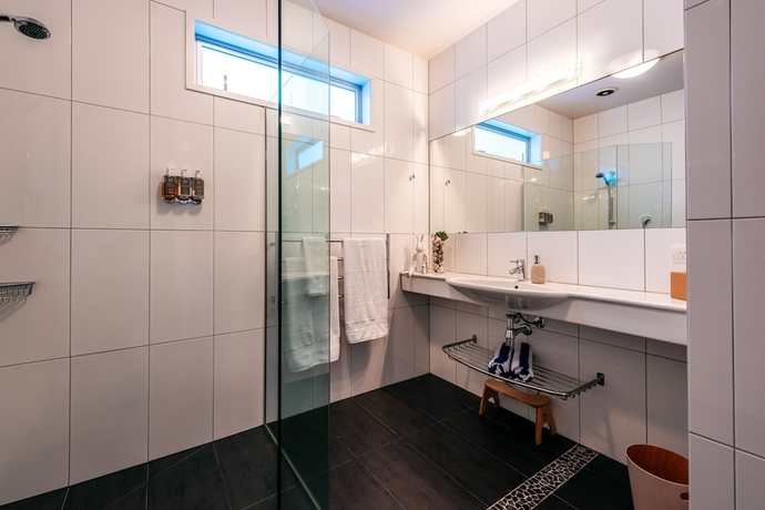 Imagen de la habitación del Hotel Waiheke Waterfront Lodge. Foto 17